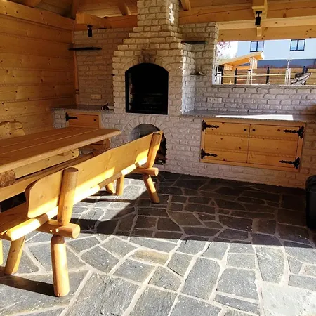 Górskie Przysiółki W Koniakowie - Dom Z Bala Góralski Loft Koniaków